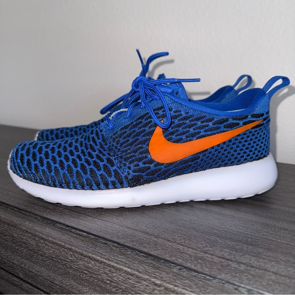 Nike Roshe Flyknit Women’s